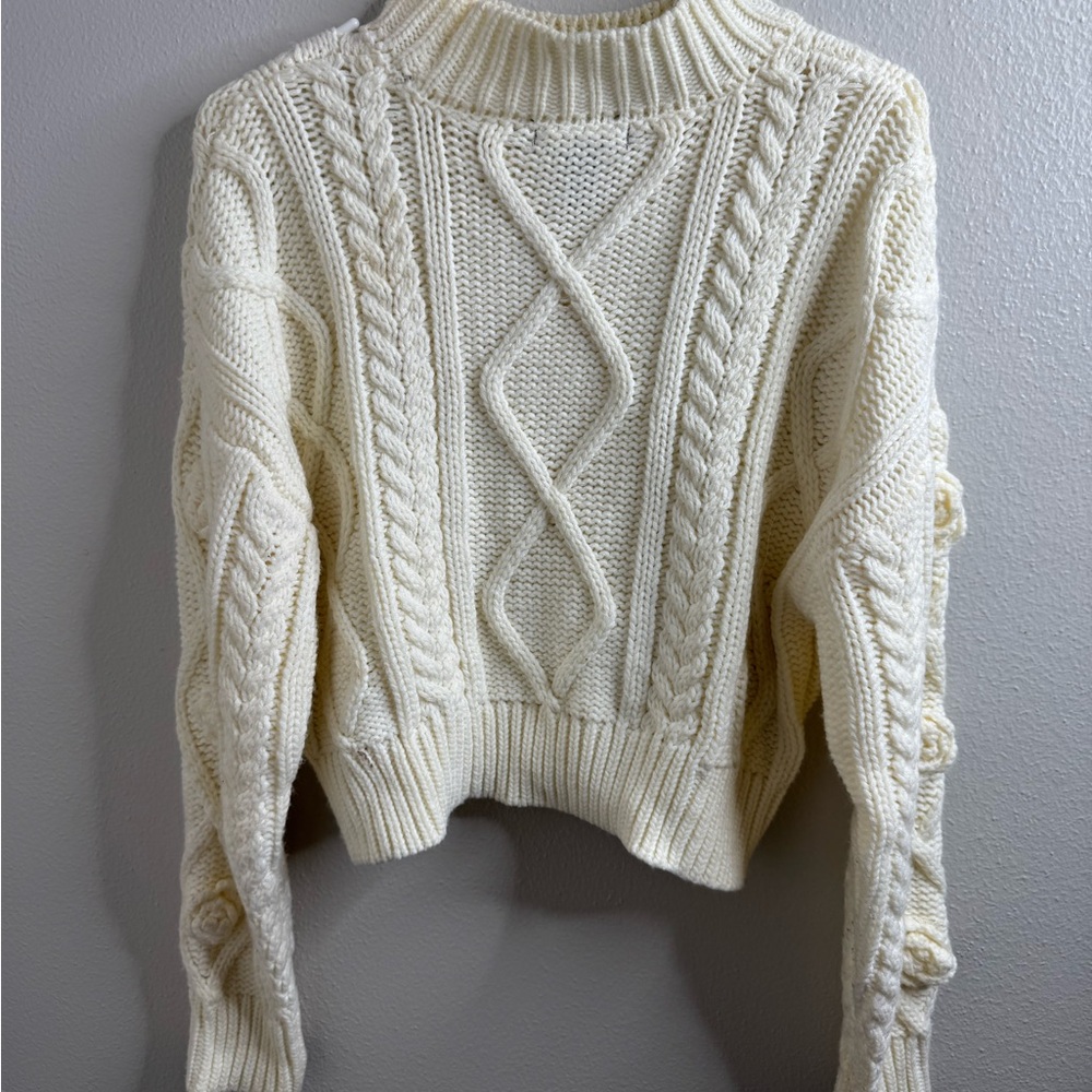 Forever 21 Cream Cable-Knit Mock Neck Cropped Sweater - Picture 4 of 6
